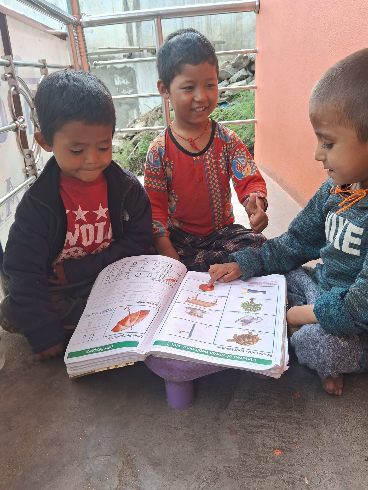 Children learning together